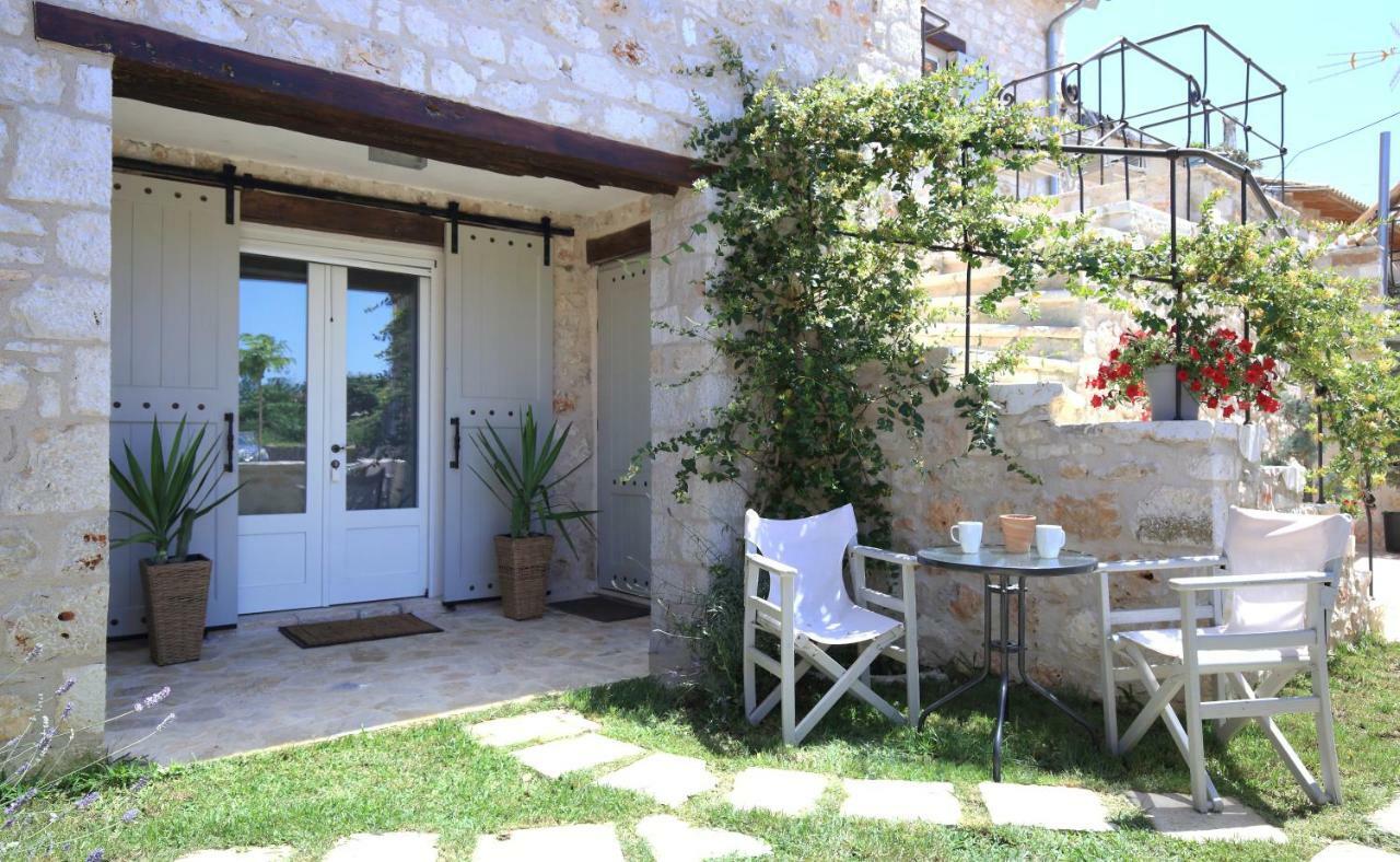 Casa Ovata Apartment Tsoukalades Exterior photo